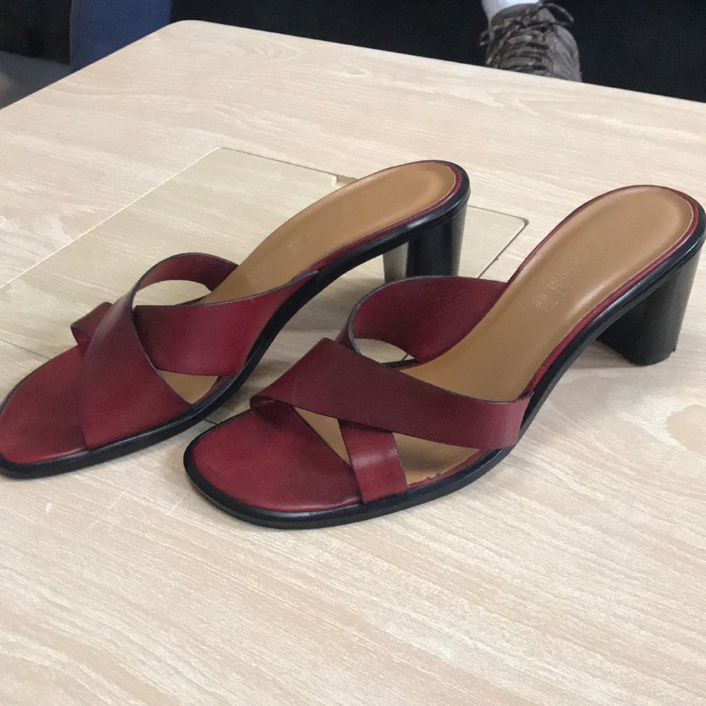 Sandals - Picture 2 of 5
